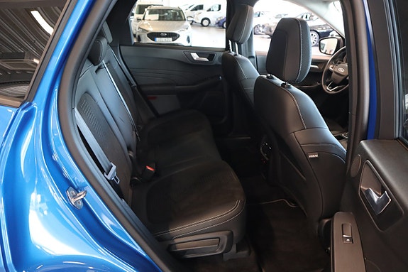 Ford Kuga 8 of 19