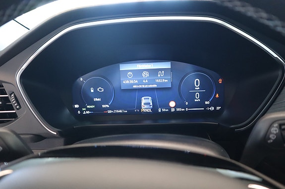 Ford Kuga 13 of 19
