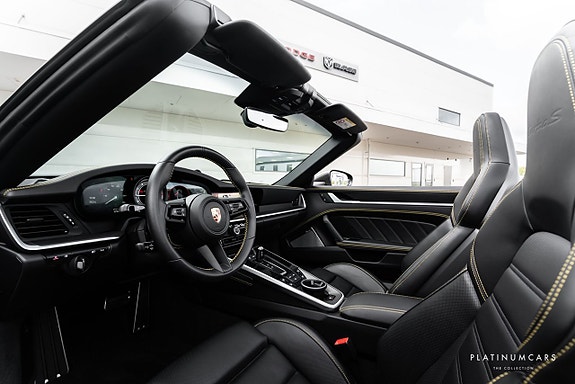 Porsche 911 5 of 5