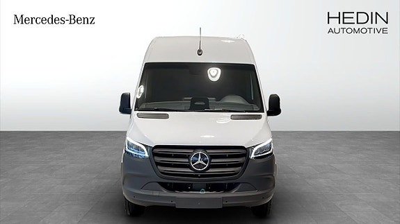 Mercedes-Benz Sprinter 411 8 of 11
