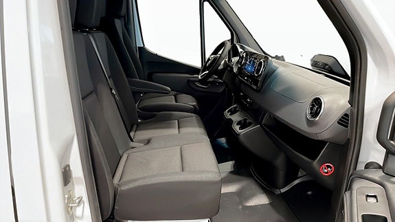 Mercedes-Benz Sprinter 411 5 of 11