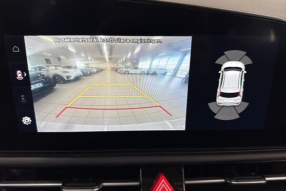 Kia Niro 10 of 12