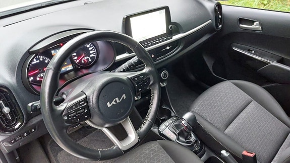 Kia Picanto 8 of 18