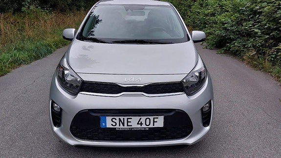 Kia Picanto 2 of 5