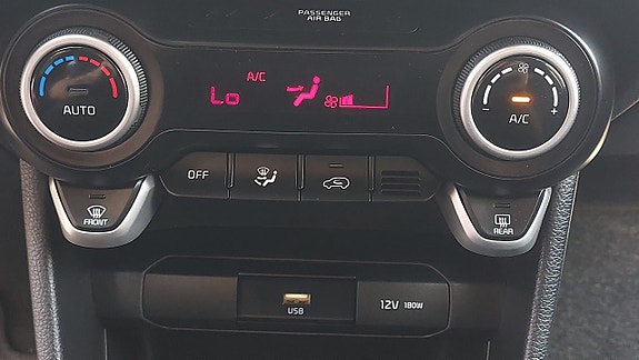 Kia Picanto 12 of 18