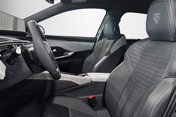 Peugeot 5008 4 of 5