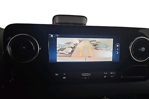 Mercedes-Benz Sprinter 208 14 of 14