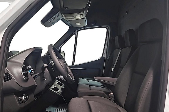 Mercedes-Benz Sprinter 208 10 of 14