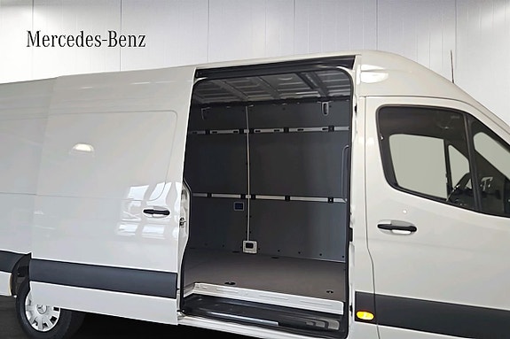 Mercedes-Benz Sprinter 208 8 of 14