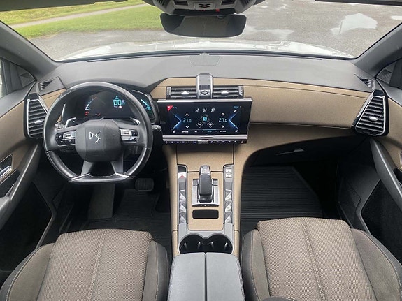 DS DS 7 Crossback 7 of 10