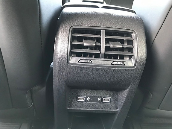 Peugeot 308 9 of 10
