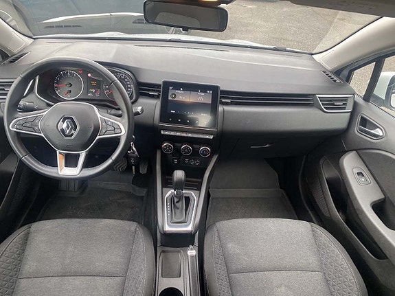 Renault Clio 7 of 8