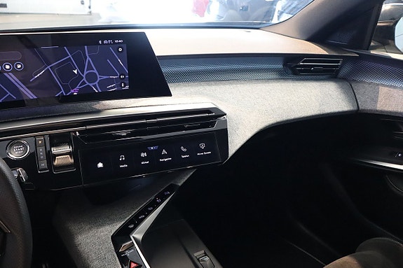 Peugeot 3008 12 of 14