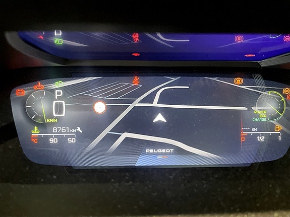 Peugeot 408 8 of 15
