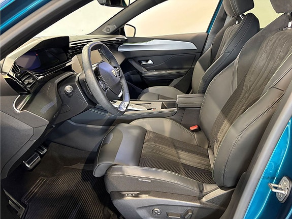 Peugeot 408 4 of 5