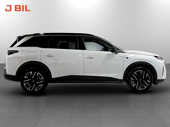 Peugeot 5008 12 of 14