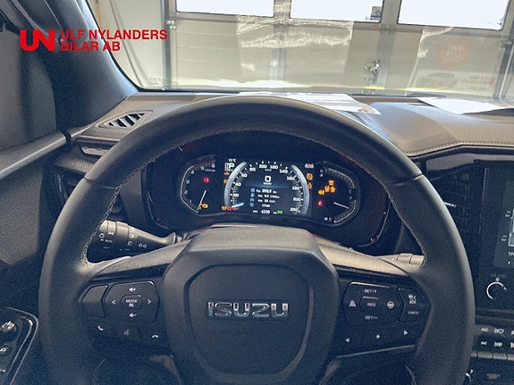 Isuzu XRX 14 of 15