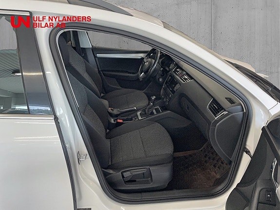 Skoda Octavia 10 of 15
