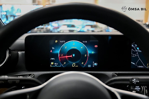 Mercedes-Benz CLA200 d 14 of 20