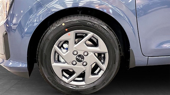 Kia Picanto 9 of 9