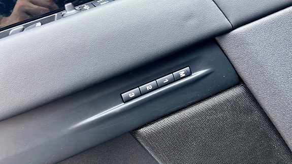 Land Rover Range Rover Evoque 11 of 13