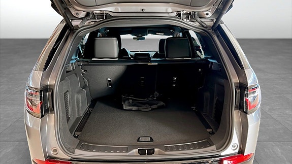 Land Rover Discovery Sport 10 of 15
