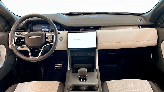 Land Rover Discovery Sport 4 of 5
