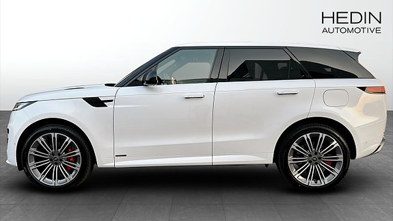 Land Rover Range Rover Sport 6 of 13