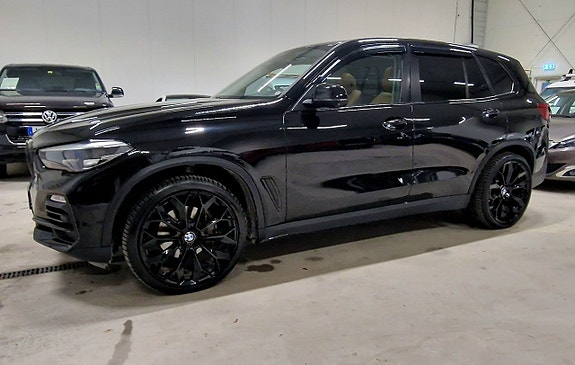 BMW X5 8 of 26