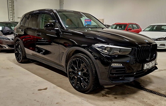 BMW X5 3 of 5
