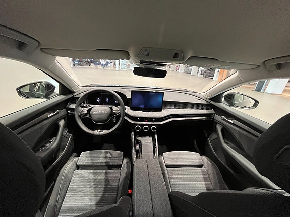 Skoda Superb 18 of 18