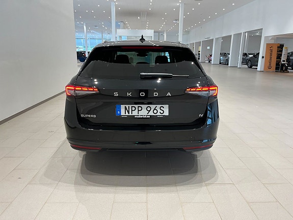 Skoda Superb 5 of 5