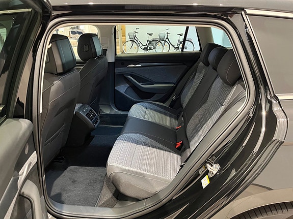 Skoda Superb 10 of 18