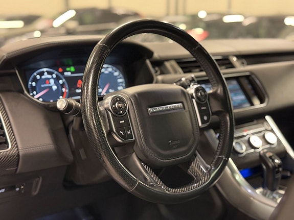 Land Rover Range Rover Sport 15 of 26