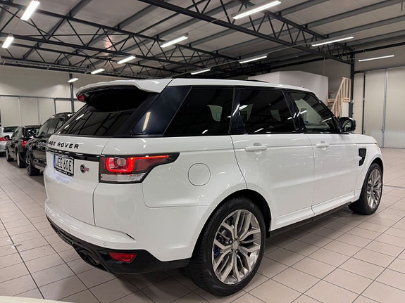 Land Rover Range Rover Sport 11 of 26