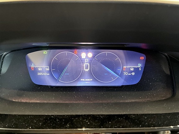 Peugeot 408 8 of 17