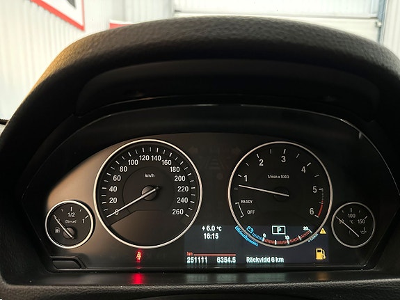 BMW 330d 16 of 19
