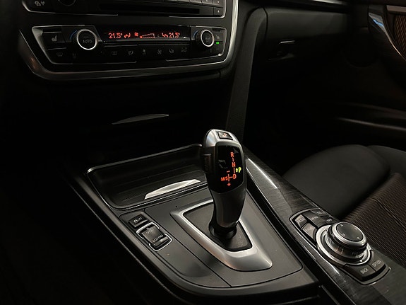BMW 330d 19 of 19