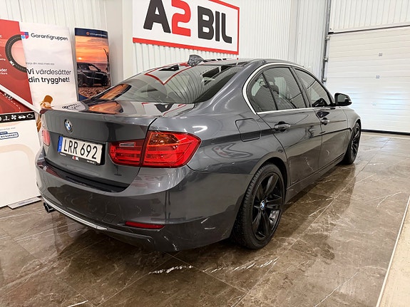 BMW 330d 5 of 19