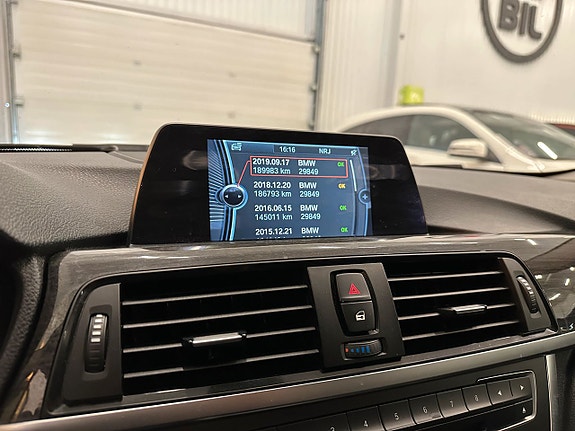 BMW 330d 17 of 19