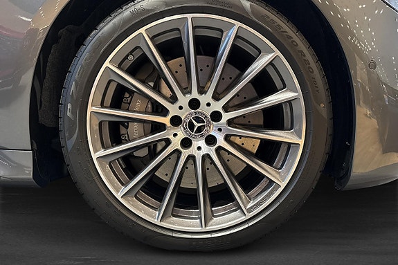 Mercedes-Benz S580 6 of 26