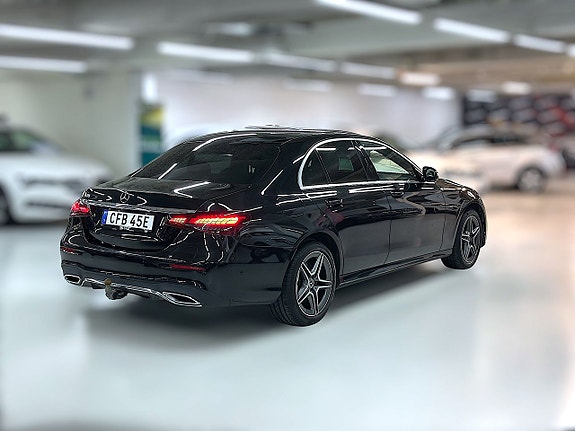 Mercedes-Benz E300 de 6 of 26
