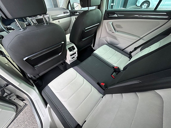 Volkswagen Tiguan 24 of 24