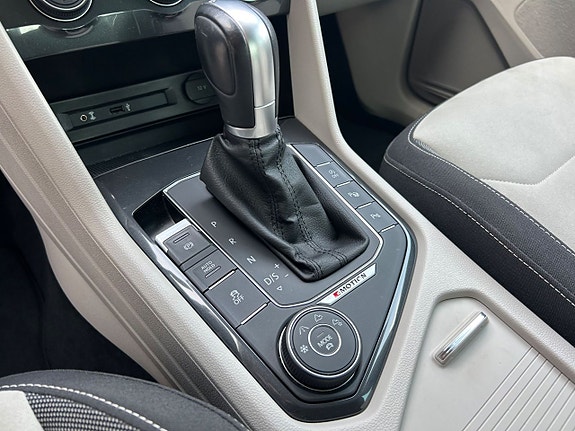 Volkswagen Tiguan 15 of 24