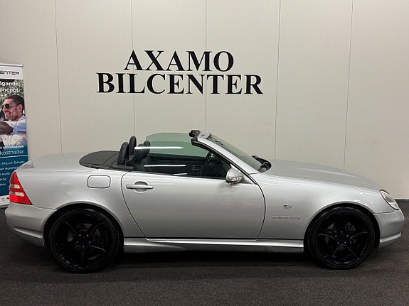 Mercedes-Benz SLK230 7 of 16