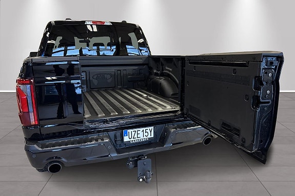 Ford F-150 4 of 5