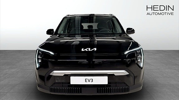 Kia EV3 8 of 15