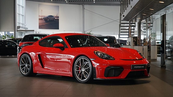Porsche 718 Cayman GT4