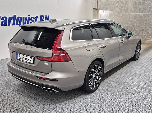 Volvo V60 4 of 11