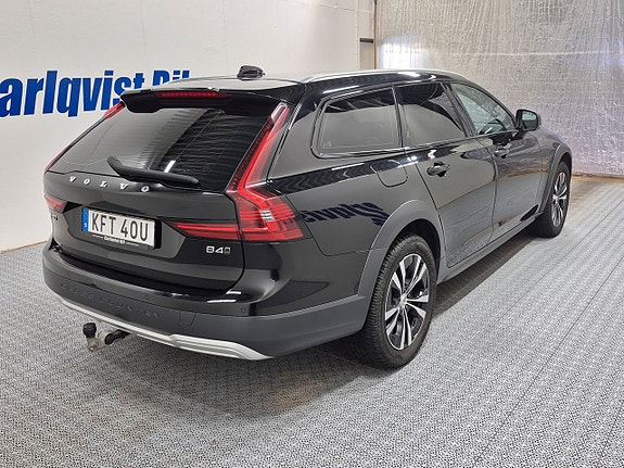 Volvo V90 Cross Country 4 of 5